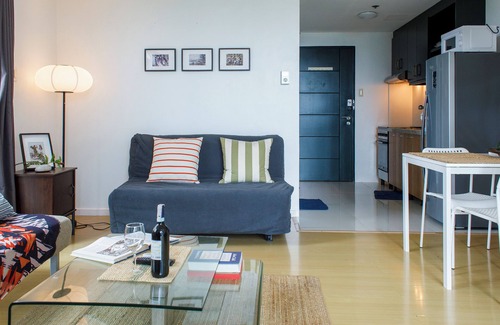 Bonifacio Global City Apartment | Prime Avant