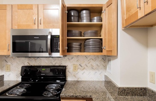 Prudential - St. Botolph Apartment | Prime Back Bay 2BR/2B steps from Prudential Center, by Blueground