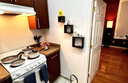 Bowery Apartment | Prime - Close to Soho Entire 2 Bedroom Apartment