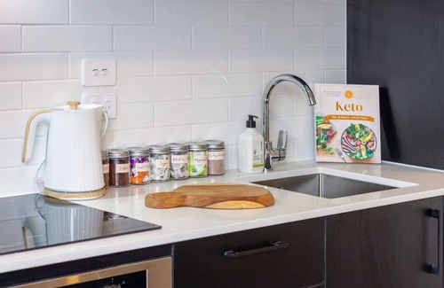 Christchurch Apartment | Prime Family 4 Bedroom Retreat Near Stadium and Cafe