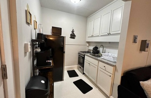 Dwight Apartment | Prime location, 2 min from Yale!