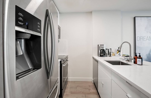 Whistler Condo | Prime Location in Whistler Village - Steps to Gondola - Sleeps 6