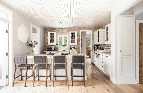 Wainscott House | Prime location! Walk to Beach! Wainscott Family House & Cottage. Pool & Hot Tub!