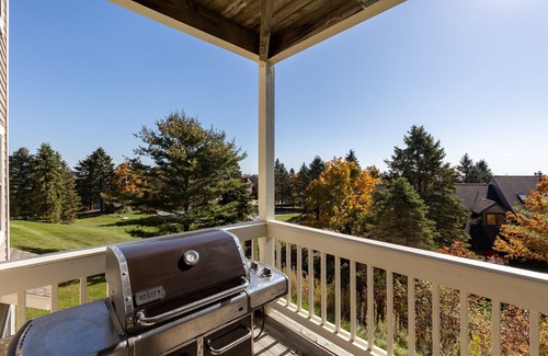 Seven Springs Condo | Prime Resort Location, Modern Ski/Out w/Balcony