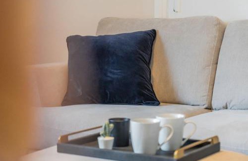 Ascot Apartment | PRIME SPOT FOR ASCOT & WINDSOR - 2 BEDROOMS