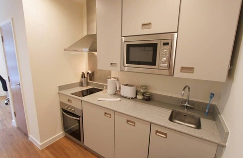 Bristol Floating Harbour Apartment | Prince Street Studio 13 - Hopewell