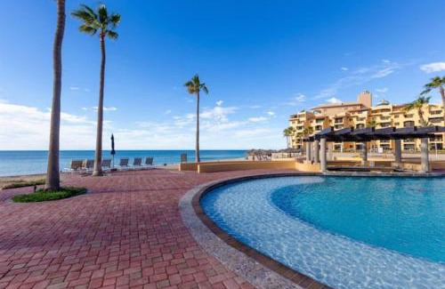 Sandy Beach House | Princesa A101 Fresh Remodel, Directly on the Beach