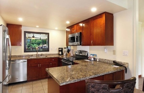 Princeville Resort | Princeville Ocean View Resort 2BR Condo. Private path to walk to the beach!