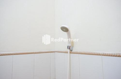 Tembalang House | Pringgondani Guest House At Pandanaran Hills Semarang