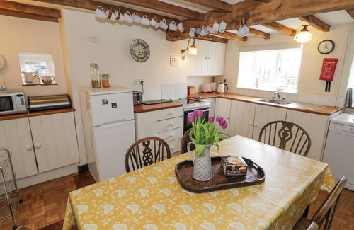 Banbury Cottage | Priors Mead