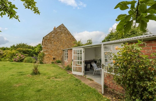Banbury Cottage | Priors Mead