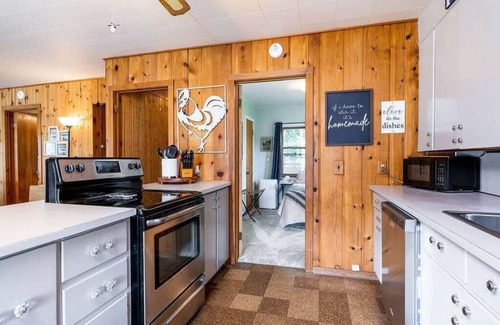 Smyrna House | Priscilla's Place: Big Pine Island Lake Retreat