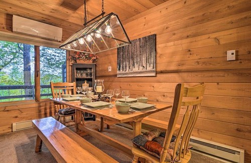 Seven Springs House | Pristine Resort Townhome 2Mi to Seven Springs Mtn