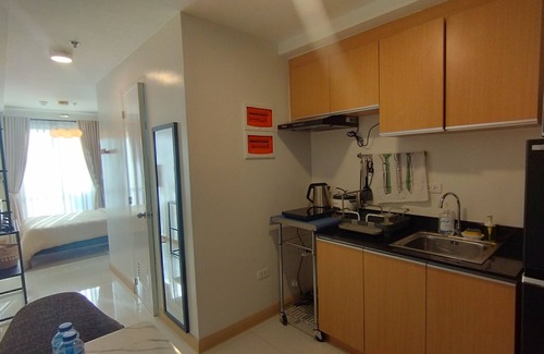 Poblacion District Condo | Pristine Studio Condo at Camella Northpoint Davao Near Abreeza Mall with Balcony