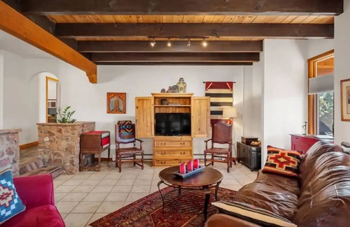 Seton Village House | Privacy in the Pines - Hot Tub! Just 12 min to Santa Fe Plaza. Pet-Friendly!