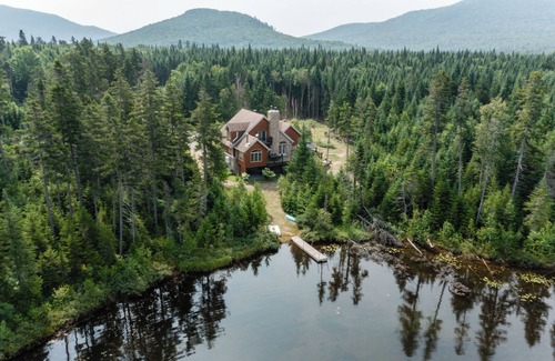 Saint Donat Ski Chalet | Private estate in Saint-Donat