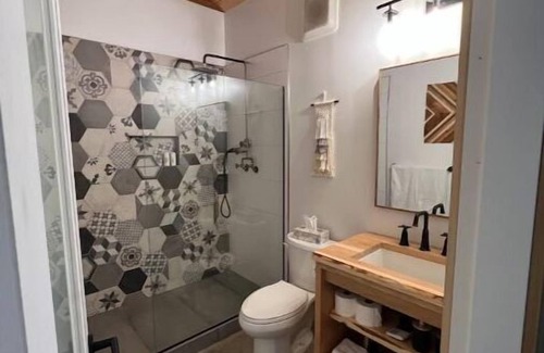 Garibaldi Highlands Cabin | Private 1bdrm+loft Cabin/Cottage