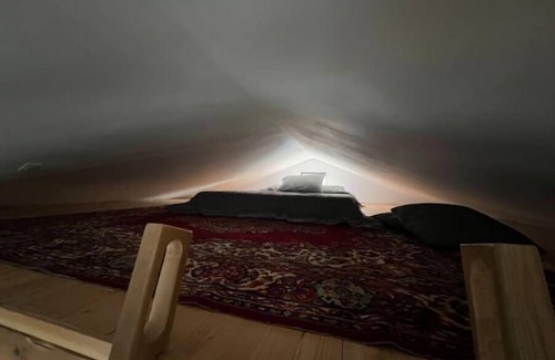 Garibaldi Highlands Cabin | Private 1bdrm+loft Cabin/Cottage