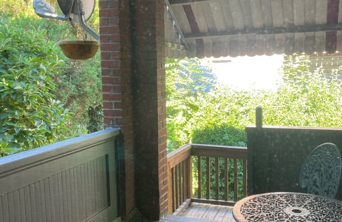 Cumberland Apartment | Private 2 Bedroom Apt with bike storage 1 mile to the GAP and C&O Canal/