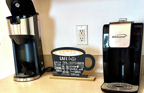 Clear Creek House | Private 3BR Home with Pool – Close to Disney Magic