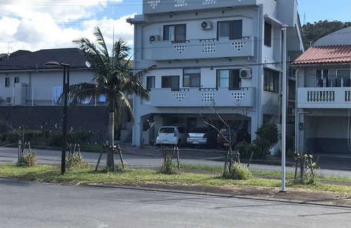 Nago House | Private accommodation for rent on the ground floor in a nice environment (kitchenette + bedroom + living room + private toilet/shower)