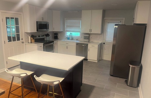 Emerald Isle House | Private and Quiet Beach House!