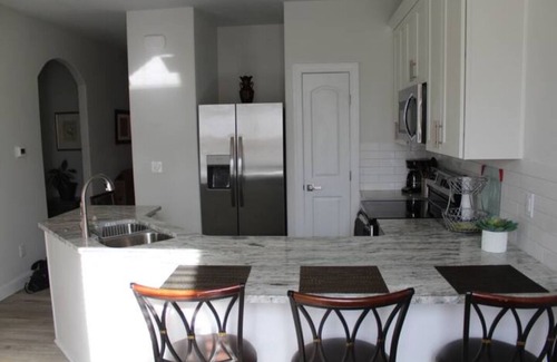 Carrollton Apartment | Private apartment close to all major Hampton Roads attractions.