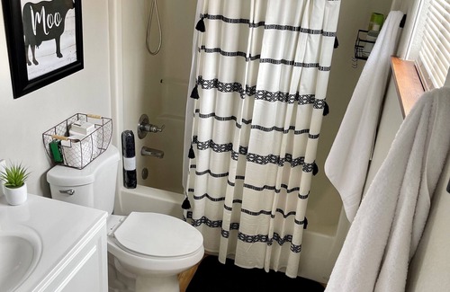 Sellwood-Moreland Apartment | Private Apartment in Sellwood