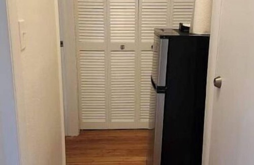 Ludlam Apartment | Private Apt Kendall - Near Zoo and Miami D College