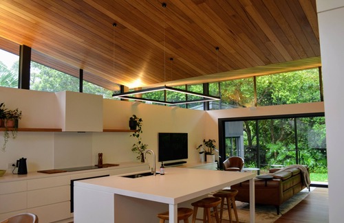 Pearl Beach House | Private Architectual Beach Retreat in Pearl Beach