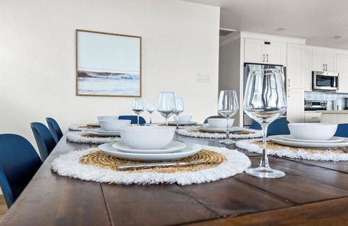 Freeport House | Private Beach Walkover, Sunset Views & Room to Gather