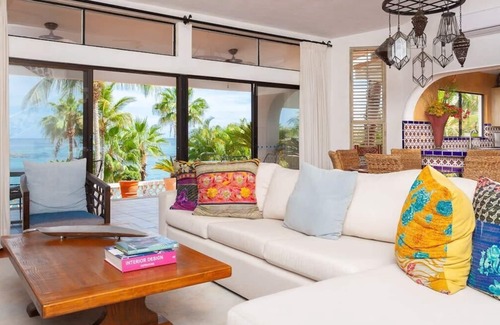 Palmilla Villa | Private Beachfront Paradise, Right on the Best Swimming Beach in Los Cabos!