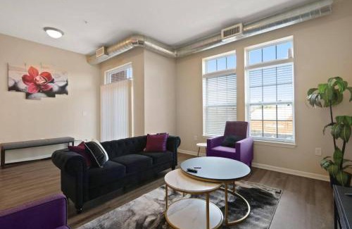 Downtown Indianapolis Apartment | Private Bed Downtown INDY - Shared