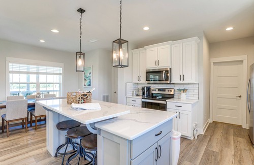 Livingston House | Private Boat Slip on Lake Anna: 3,000-Sq-Ft Home!