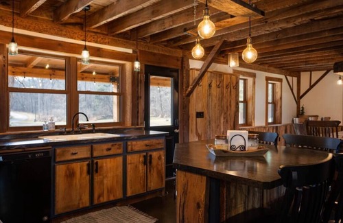 Loudonville House | Private Cabin w/Hot Tub. Woods and nature