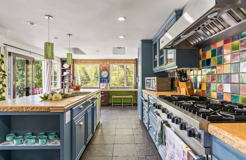 Calabasas House | Private Compound Malibu Retreat Salt Pool Yoga