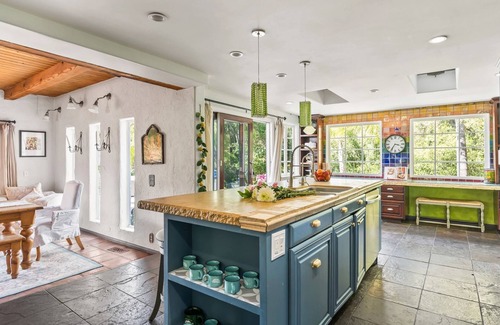 Calabasas House | Private Compound Malibu Retreat Salt Pool Yoga