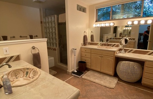 American Canyon House | Private Country Home & Pool on ranch in Napa/San Francisco Bay Area, Free WiFi