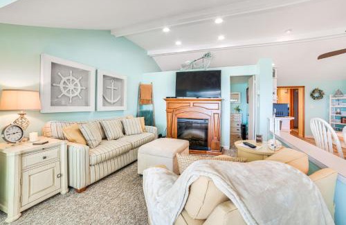 Houghton Lake House | Private Dock and Fire Pit Houghton Lake Home!