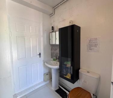 Streatham South House | Private Double Room
