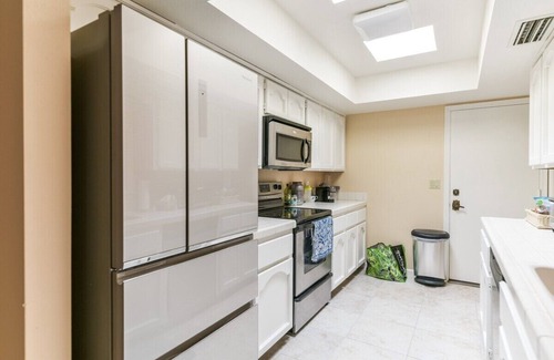 South Scottsdale House | Private Enclosed Patio, Walkable, Near Pool, 25 mile All Purpose Trail