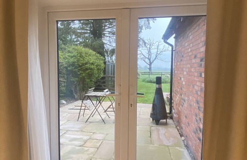 Wixford House | Private Entry Double Bedroom With Beautiful Views!