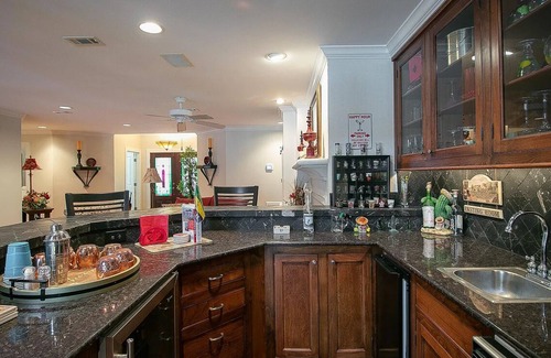 Gulfport House | Private Estate! Getaway w priv pool nhot tub. Secluded yet 15 min to beachcasino