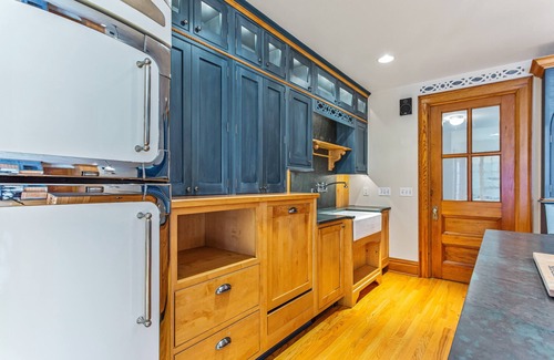 Mandana House | Private Estate on Beautiful Skaneateles Lake