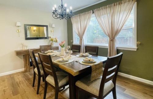 Princeton House | Private Estate, walk to Princeton downtown, 3 Bedrooms, 2 Bath, with Free Parking