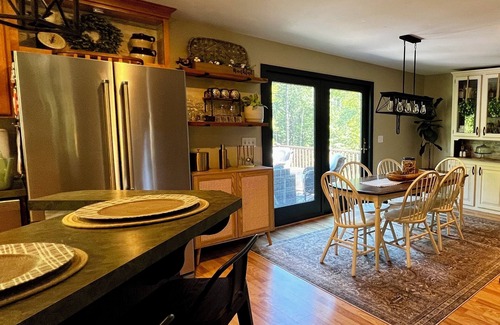 Waterford House | Private Farmhouse Retreat near camps, wedding venues, ski areas