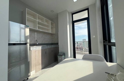 Chamkar Mon House | Private floor condo in the heart of Phnom Penh with WiFi, AC, Parking and more!