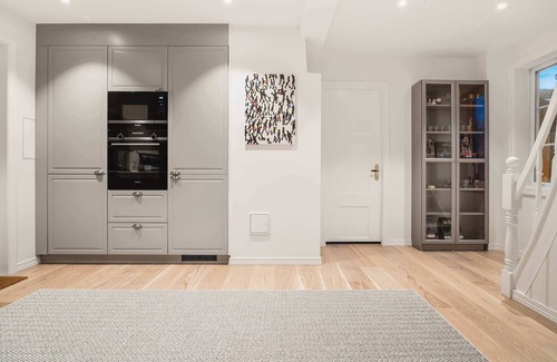 Sandviken House | Private garden | Fairytale Bergen house | Seaside