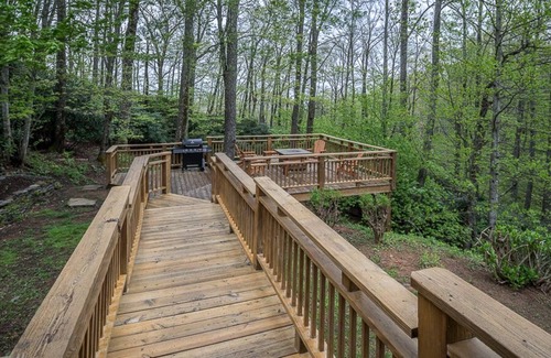 Boone House | Private getaway high up in the Appalachian Mountains minutes from Boone, NC