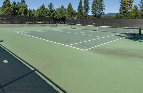 Cle Elum House | Private Golfside Escape | Spa + GameRm+Near Swiftwater & Hidden Rewards Await